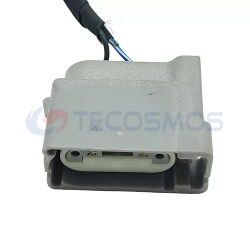 Automobile Waterproof Wiring Harness Connector Plug 3-pin Female 13628679 CT3-0166M - image 4